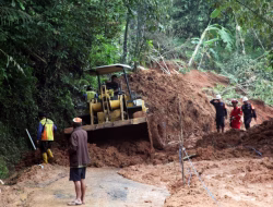 Kerugian Bencana di Sukabumi Tembus Rp1,3 Miliar, Cuaca Ekstrem Paling Parah!