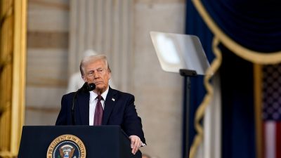 Trump Optimistis Proposal