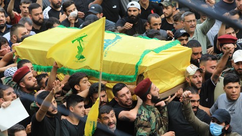 Ribuan Pelayat Padati Pemakaman