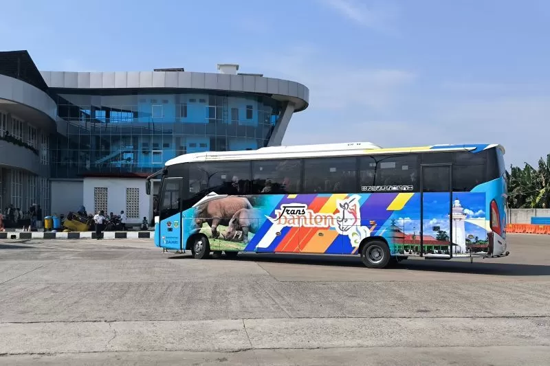 Bus Trans Banten
