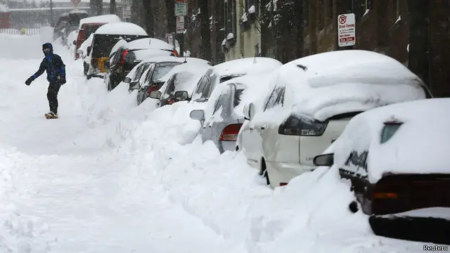 Badai Salju Luar Biasa