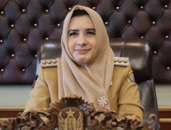 KPK Bawa Bupati Pekalongan Fadia Arafiq ke Jakarta Usai OTT di Jateng