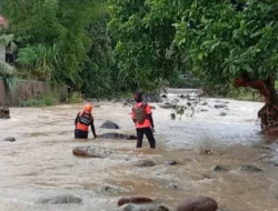 Korban Kedua Banjir Pasaman Ditemukan Meninggal Sempat Terbawa Arus 8 Km