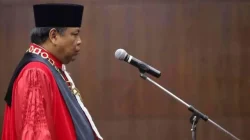Mantan Hakim MK Arief Hidayat dapat Gelar Profesor Emeritus dari Universitas Borobudur